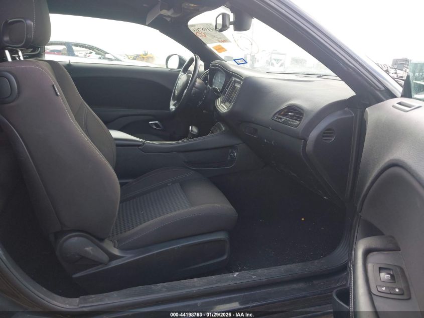 2019 Dodge Challenger Sxt