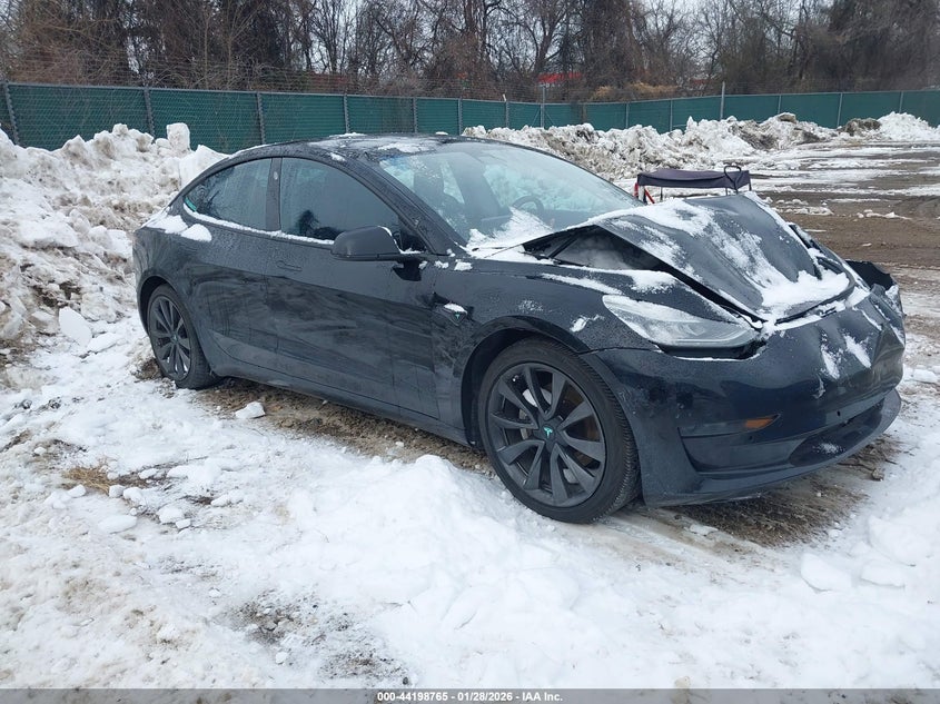 2018 Tesla Model 3 Long Range/Performance