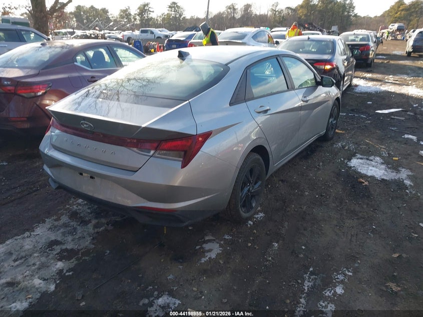 2021 Hyundai Elantra Sel