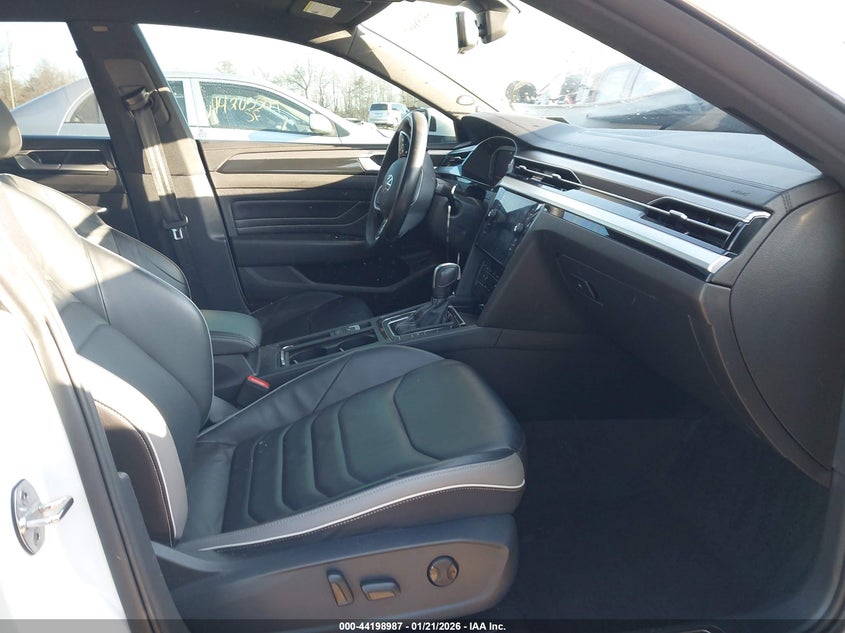 2023 Volkswagen Arteon 2.0T Sel R-Line