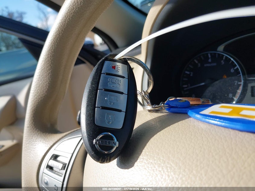 2014 NISSAN ALTIMA 2.5 S · Фото 11