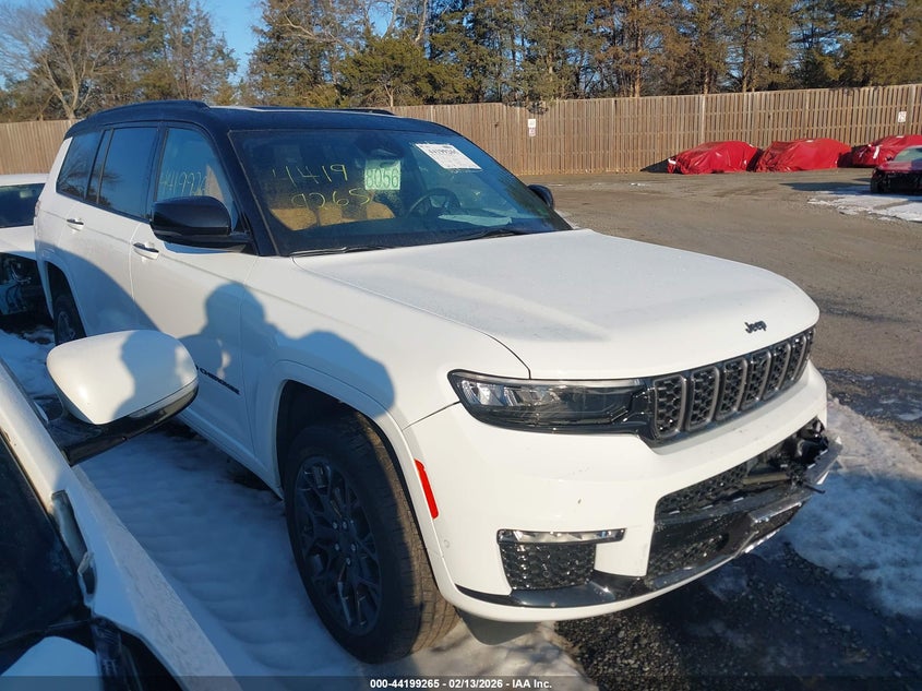 2025 Jeep Grand Cherokee L Summit 4X4