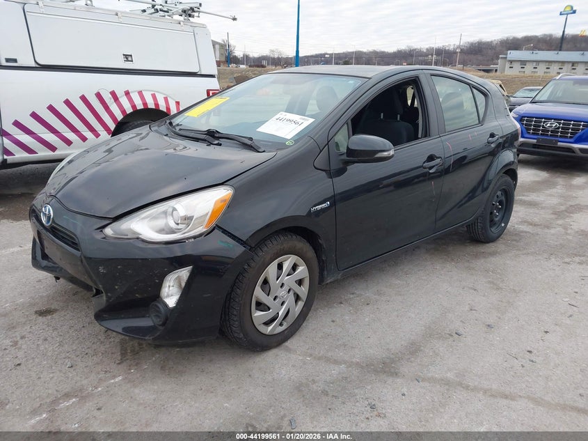 JTDKDTB37F1102842 2015 TOYOTA PRIUS C THREE photo 1