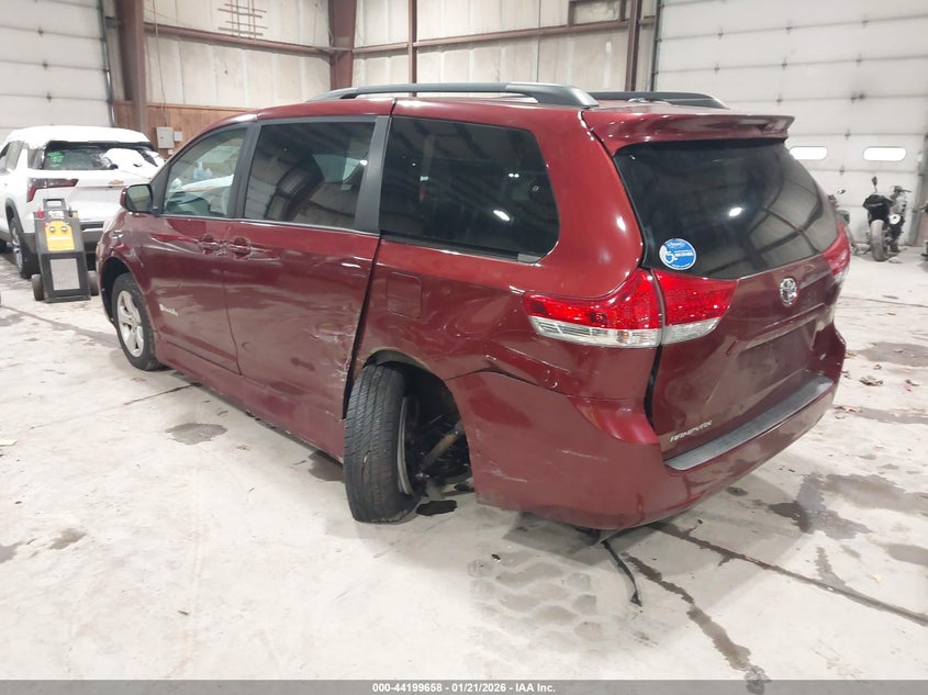 2011 Toyota Sienna Le V6