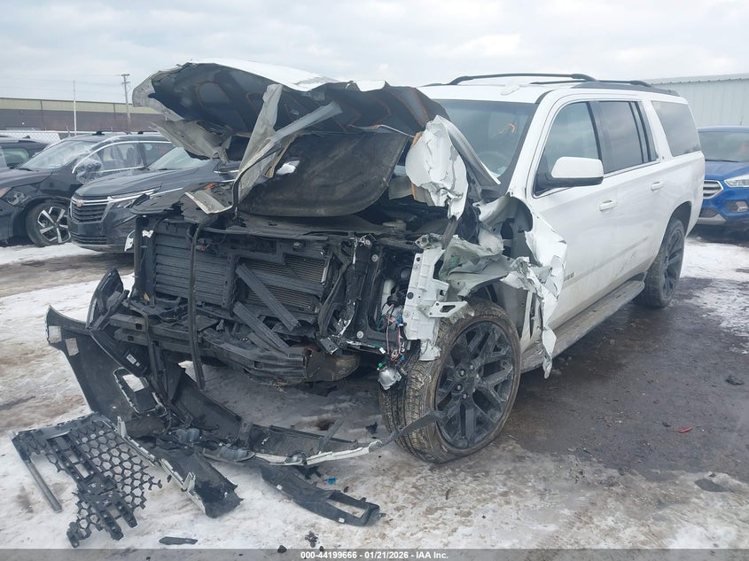 2017 Chevrolet Suburban Lt