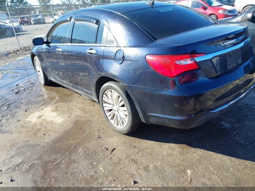 2012 Chrysler 200 Limited