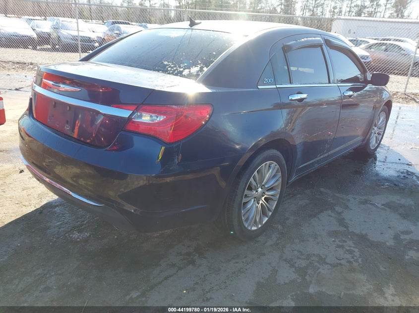 2012 Chrysler 200 Limited