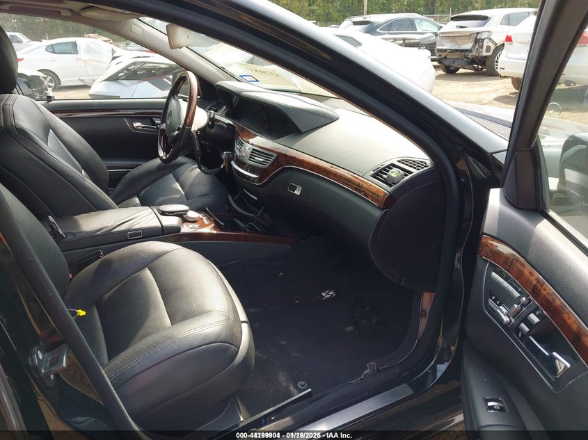 2013 Mercedes-Benz S 550