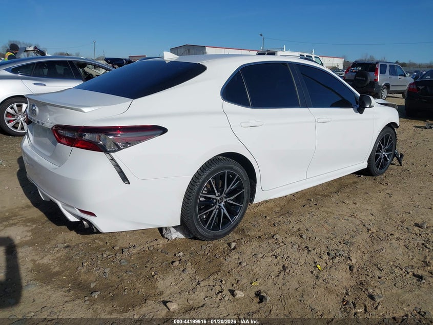 2023 Toyota Camry Se