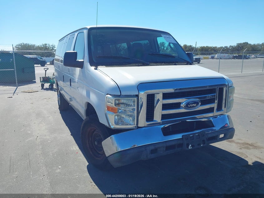 1FMNE11L99DA77313 FORD E-150 Photo 1