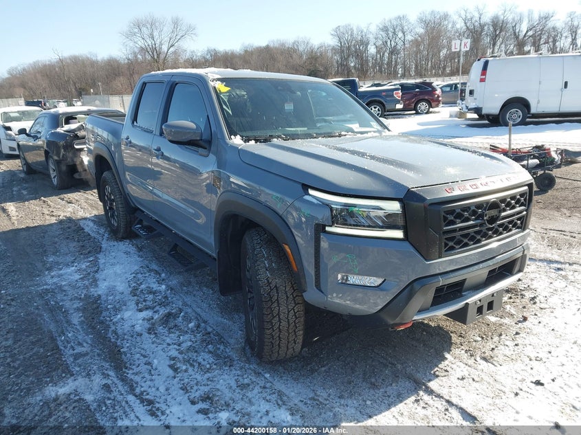 2024 Nissan Frontier Pro-4X 4X4