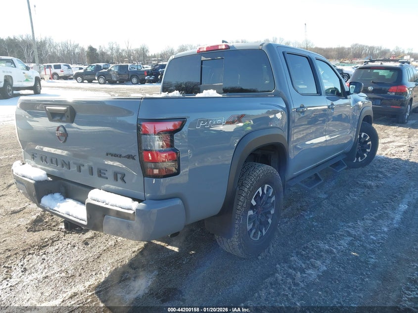 2024 Nissan Frontier Pro-4X 4X4