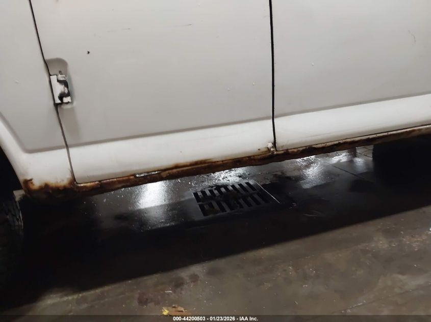 2000 Chevrolet Express VIN: 1GCGG25R5Y1223346 Lot: 44200503