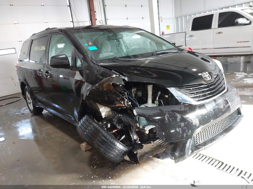 2011 Toyota Sienna Le V6
