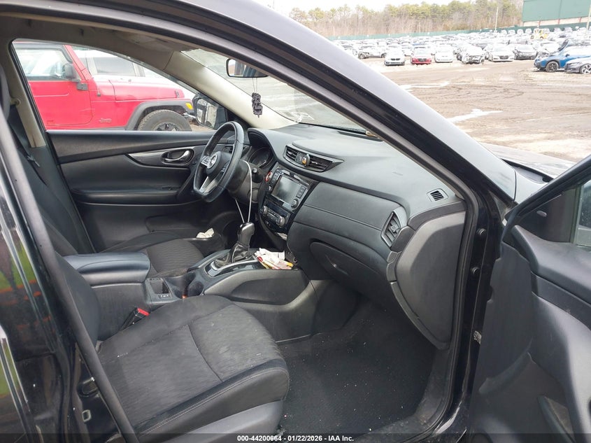 2019 Nissan Rogue Sv