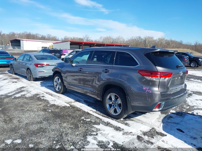 2018 Toyota Highlander Limited