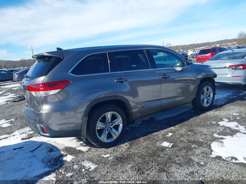 2018 Toyota Highlander Limited