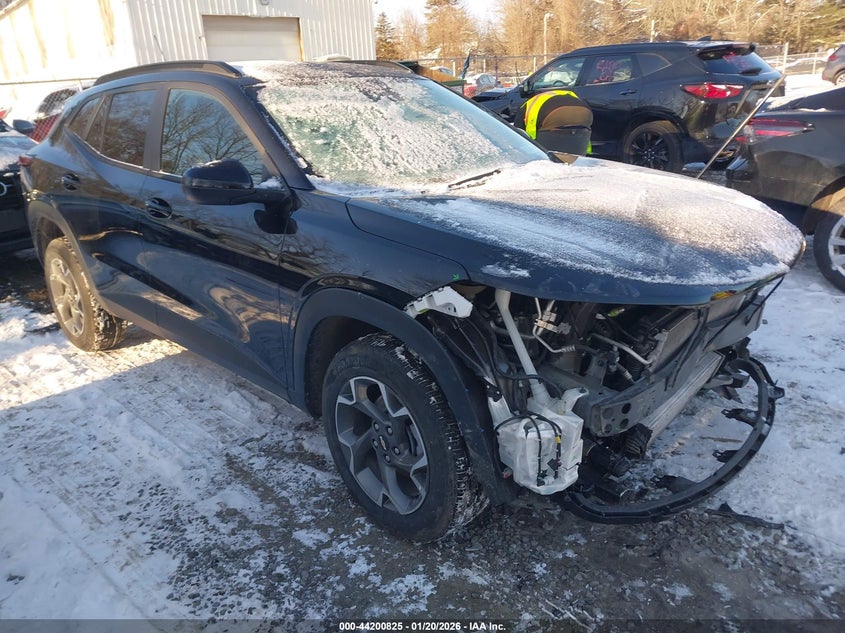 2025 Chevrolet Trax Fwd Lt