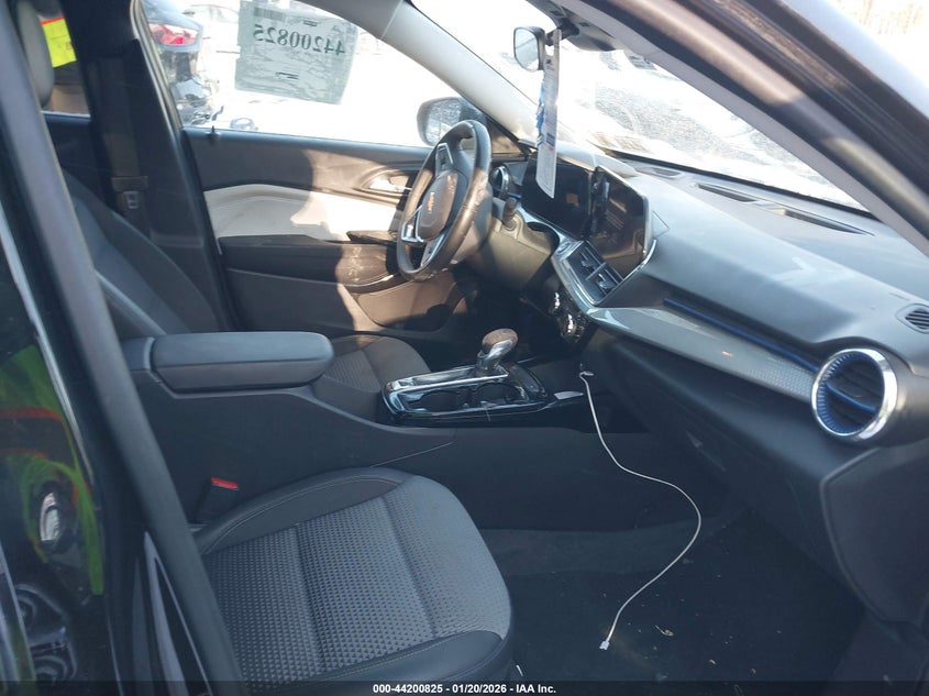 2025 Chevrolet Trax Fwd Lt