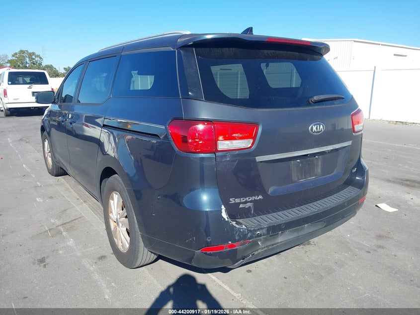 2015 Kia Sedona Lx
