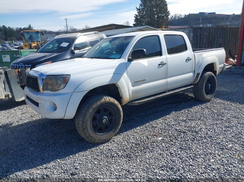 2005 Toyota Tacoma Base V6