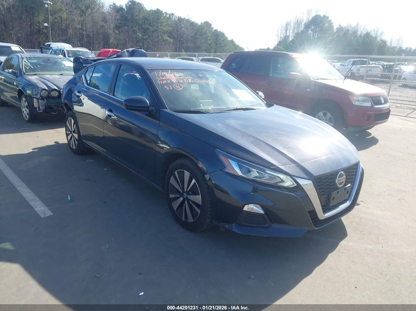 2022 Nissan Altima Sv Fwd