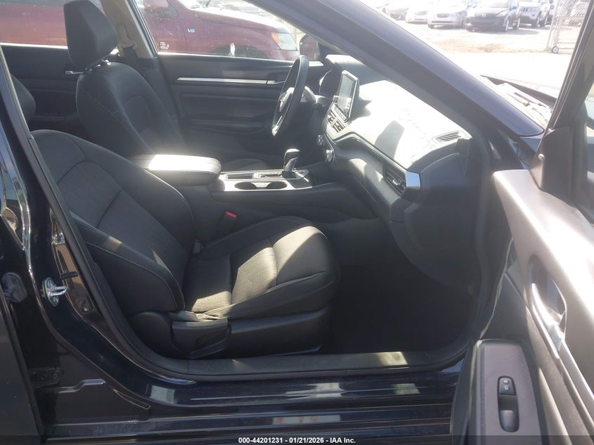 2022 Nissan Altima Sv Fwd