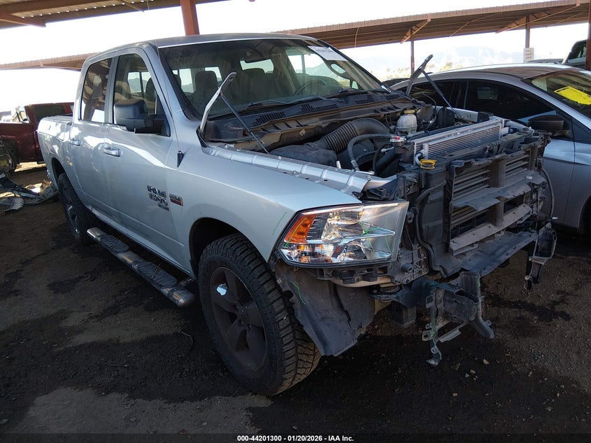 1C6RR7LTXKS526789 2019 Ram 1500 Classic Big Horn 4X4 5'7 Box auction photo 1