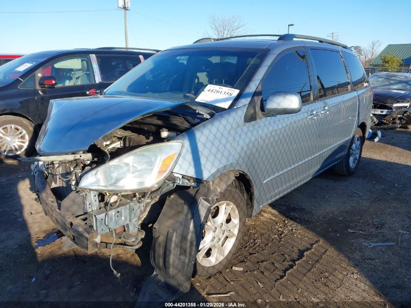 2005 Toyota Sienna Xle