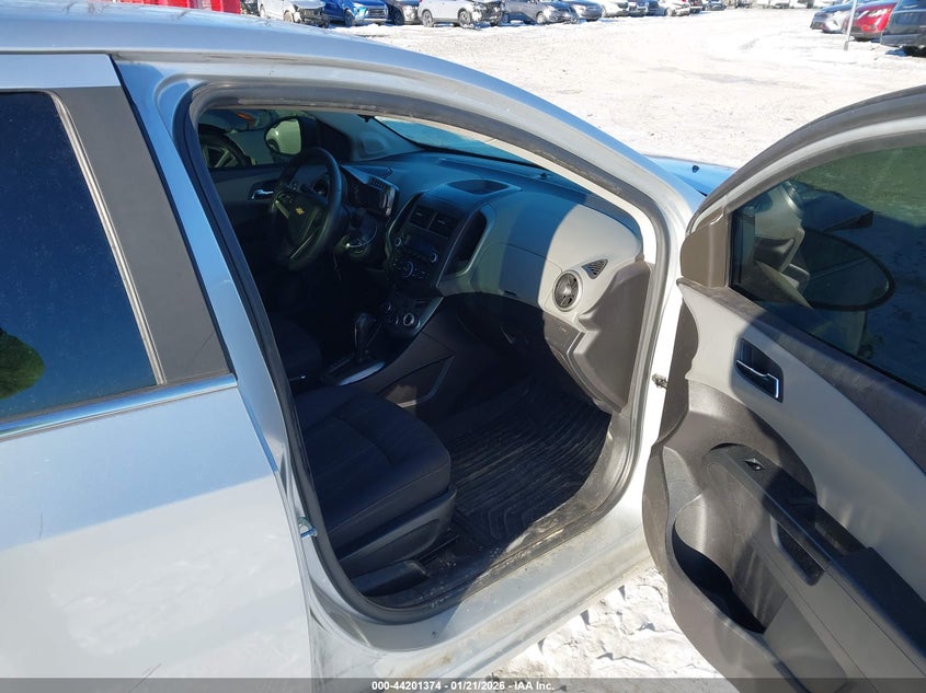 2015 Chevrolet Sonic Lt Auto