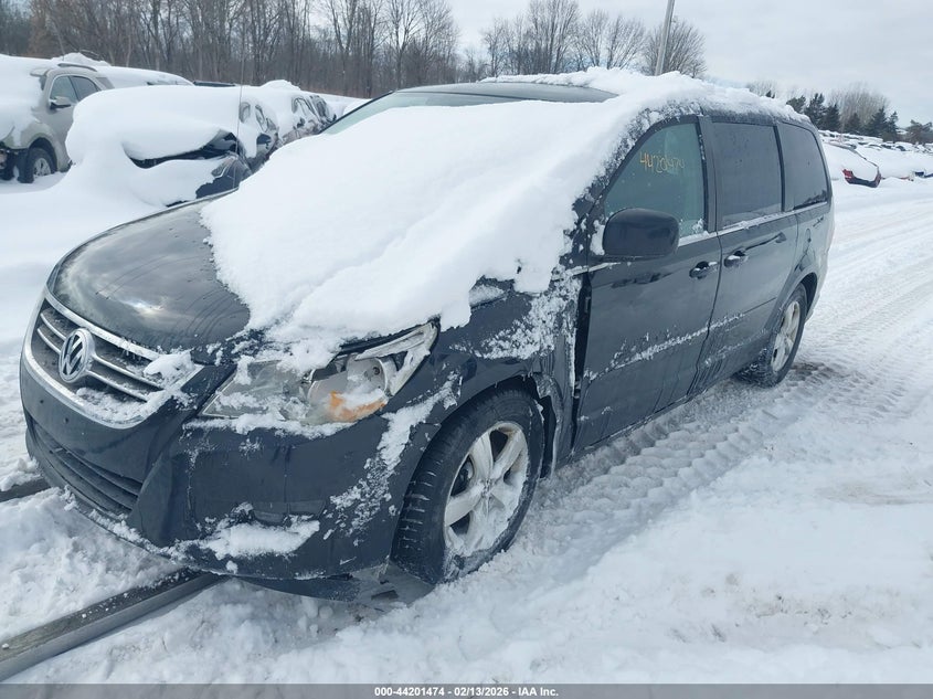 Vin: 2v4rw3dg5br670169, lot: 44697475, volkswagen routan se 20112