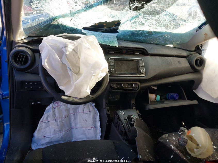 2023 Nissan Kicks S Xtronic Cvt