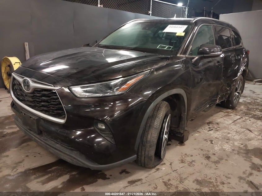 2021 Toyota Highlander Xle