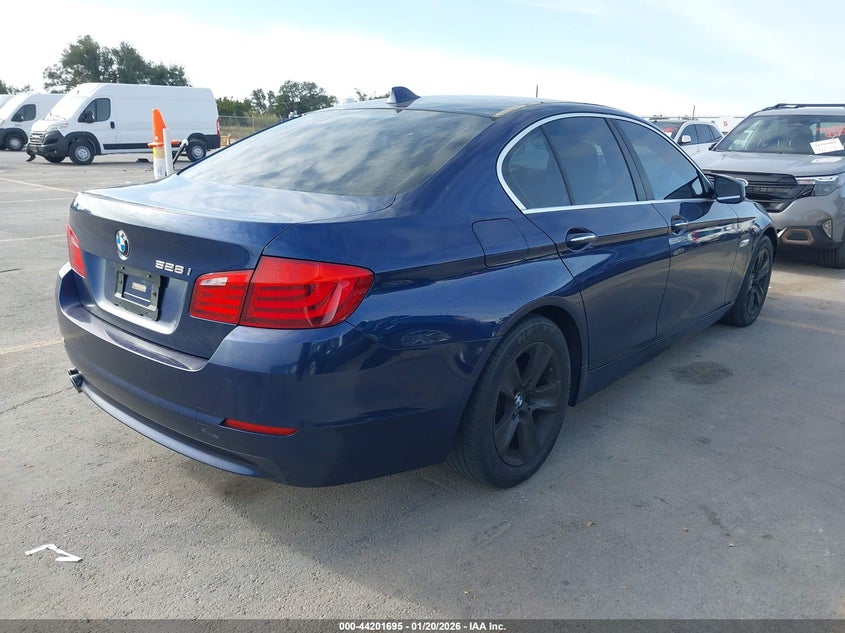 2012 BMW 528I