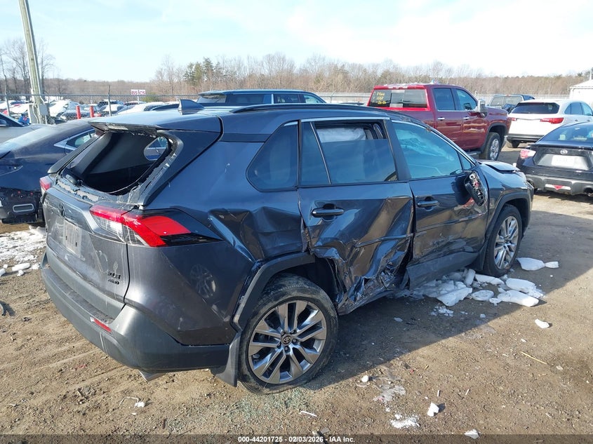 2024 Toyota Rav4 Xle Premium