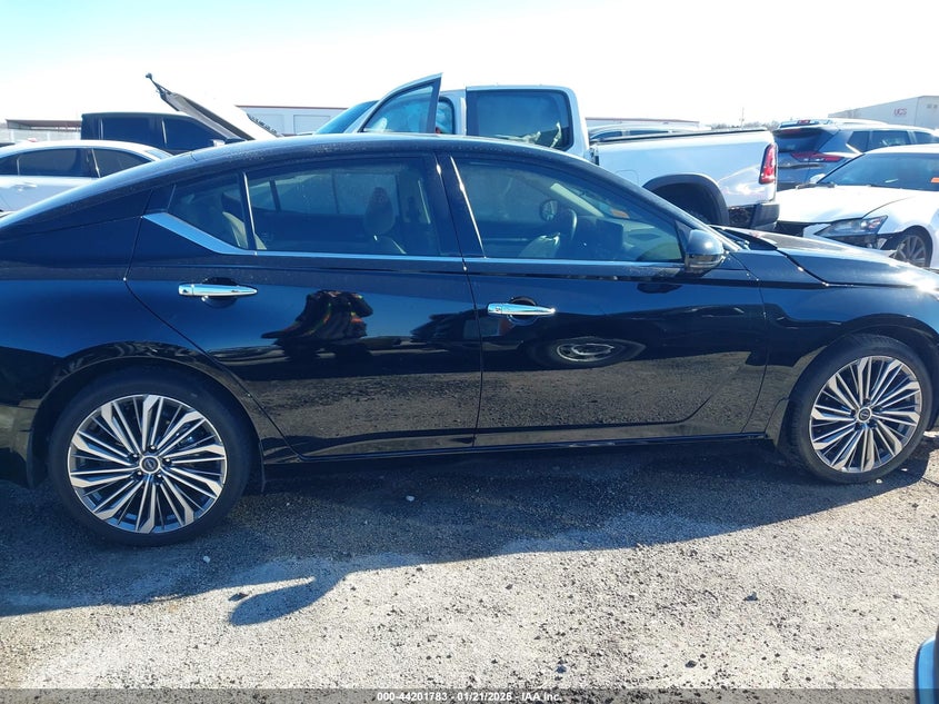 AtlanticExpress - Nissan Altima