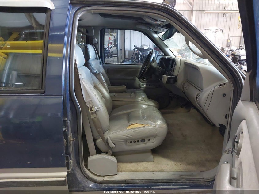 1999 Chevrolet Suburban 2500