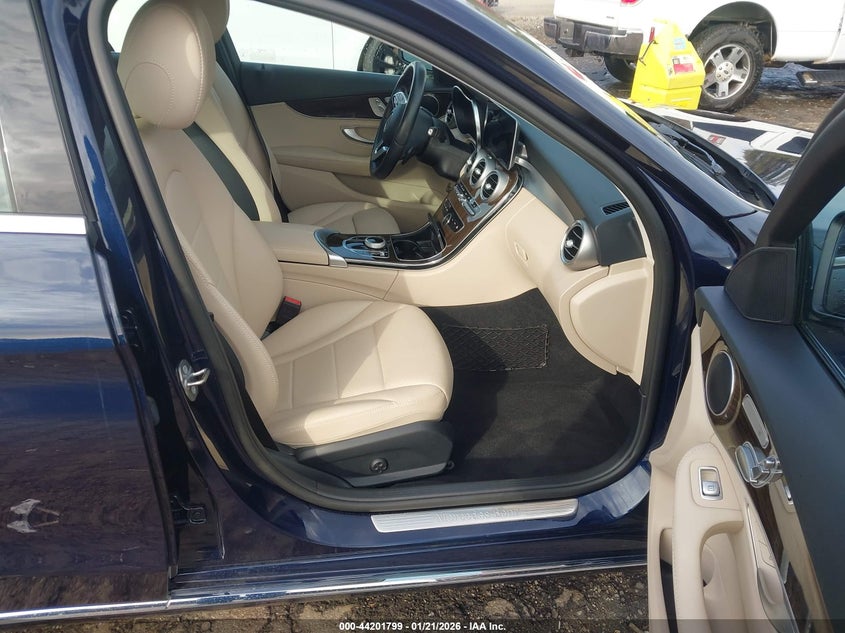 2019 Mercedes-Benz C 300