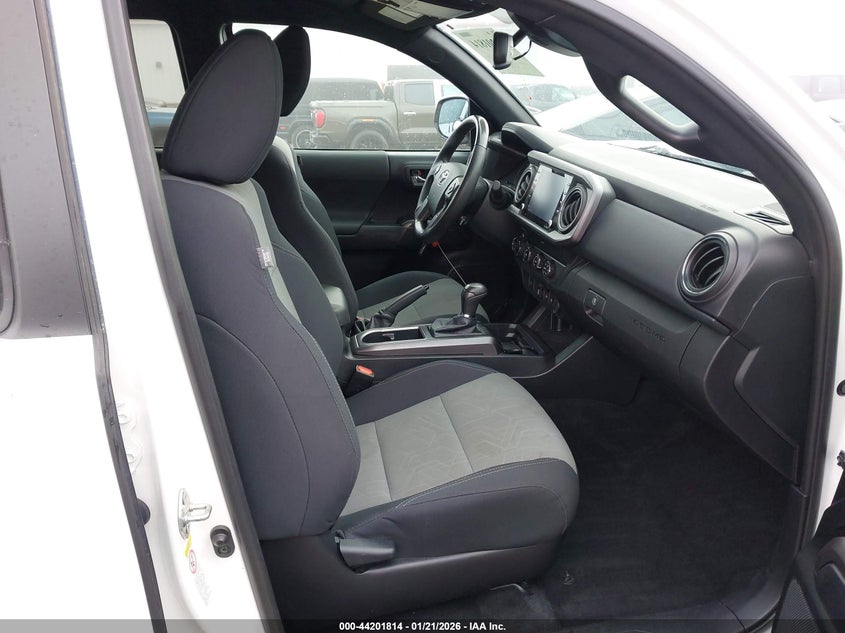 VIN 3TMCZ5AN9LM357429 2020 TOYOTA TACOMA TRD SPORT