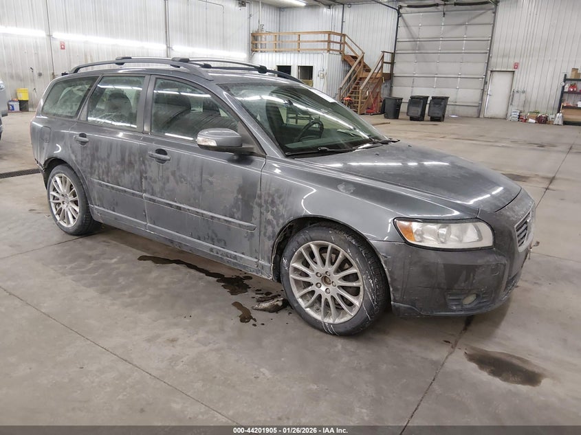 2010 VOLVO V50 2.4I