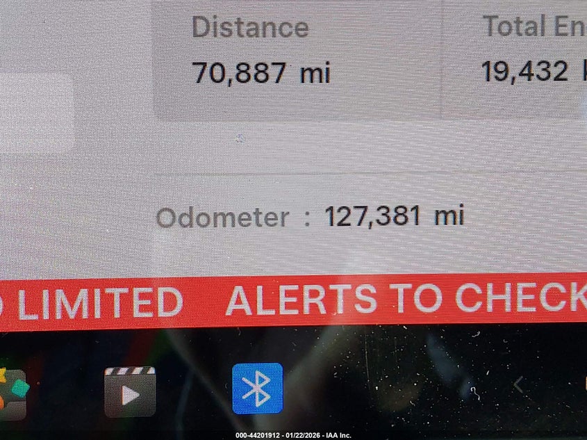 2019 Tesla Model 3 Long Range/Performance VIN: 5YJ3E1EB2KF520722 Lot: 44201912