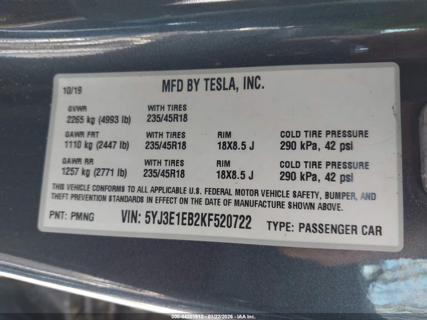 2019 Tesla Model 3 Long Range/Performance VIN: 5YJ3E1EB2KF520722 Lot: 44201912