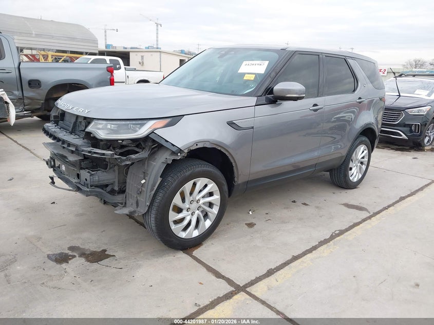2023 Land Rover Discovery P300 S