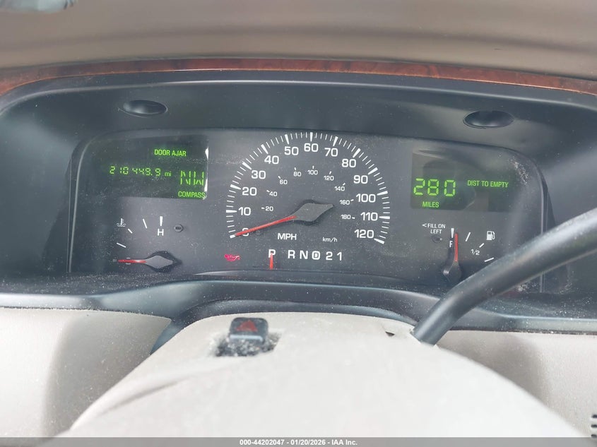 2000 LINCOLN TOWN CAR auction photo 7