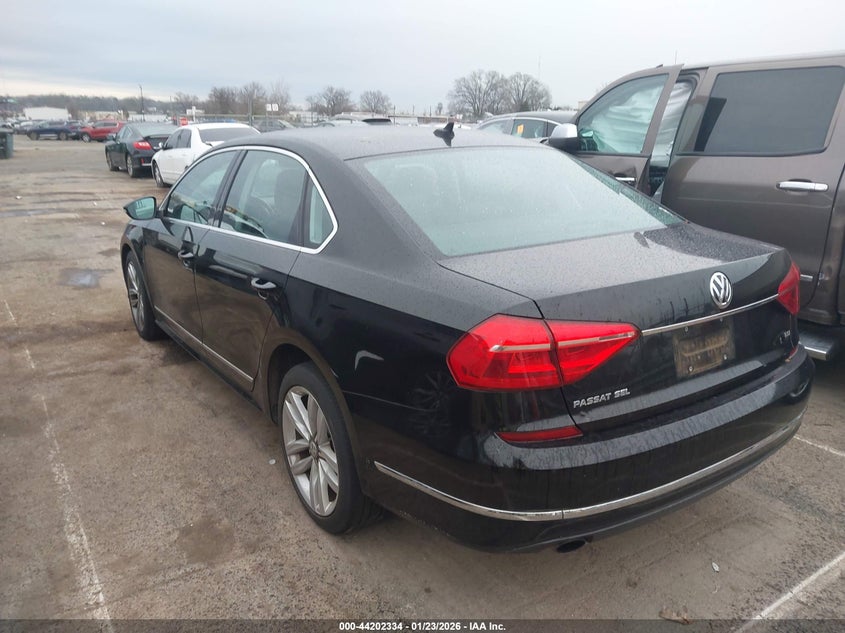 2016 Volkswagen Passat 1.8T Sel