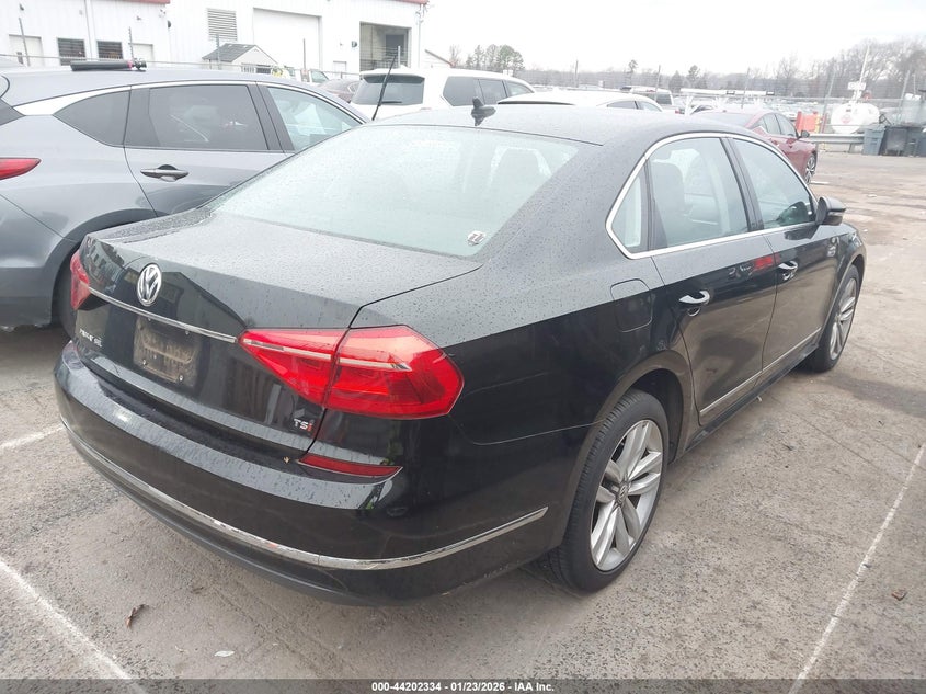2016 Volkswagen Passat 1.8T Sel