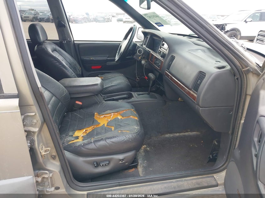 1997 Jeep Grand Cherokee Laredo/Tsi