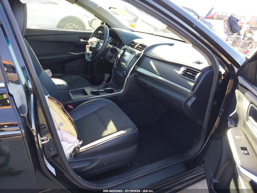 2016 Toyota Camry Se