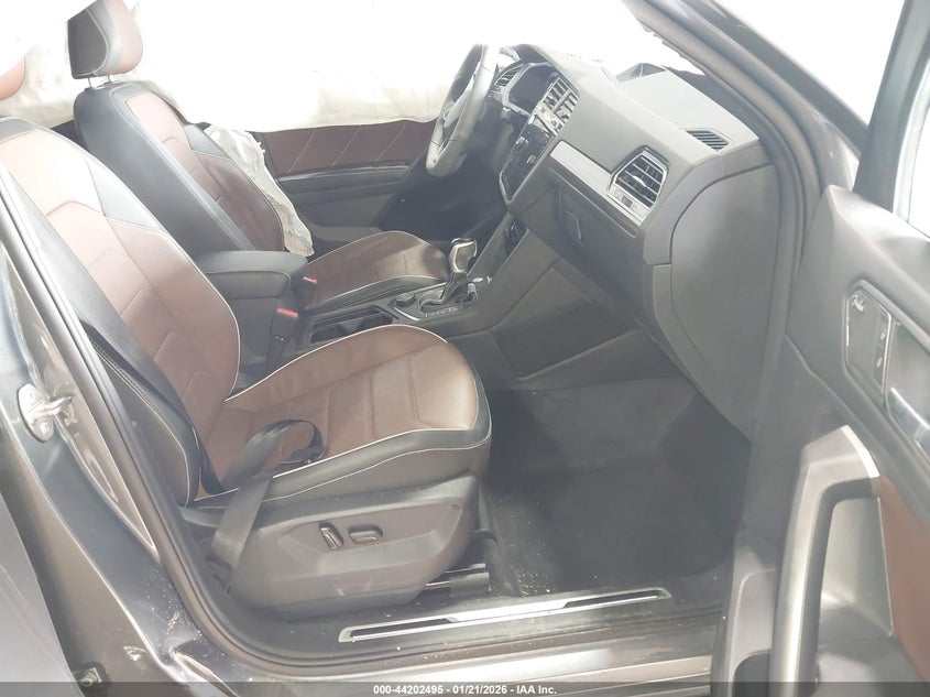 2024 Volkswagen Tiguan 2.0T Sel R-Line