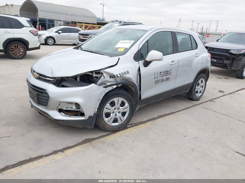 2018 Chevrolet Trax Ls 3GNCJKSBXJL211013 photo 1